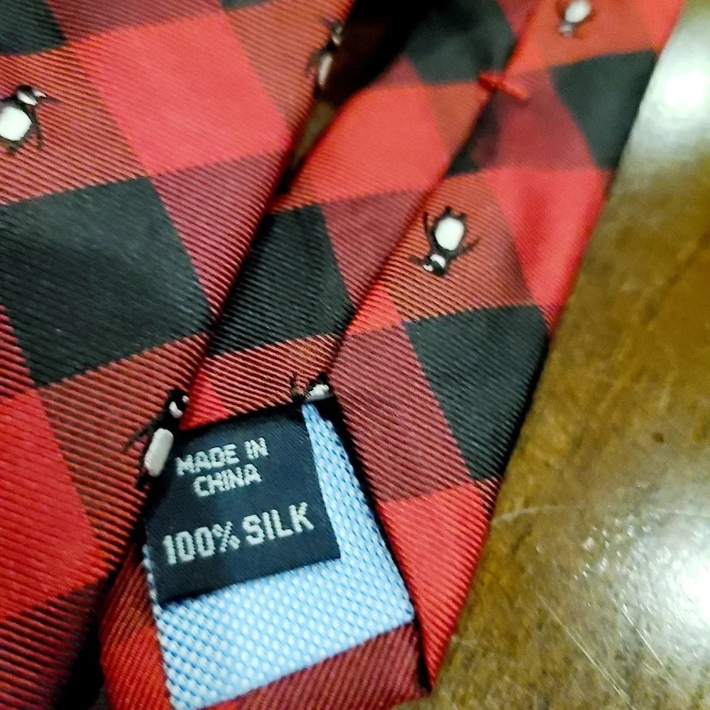 Tommy Hilfiger Mens Tie checkered black/red 58 in .